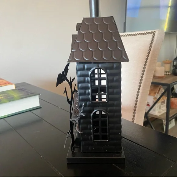Black Metal Haunted House Halloween Decor - Picture 6 of 9